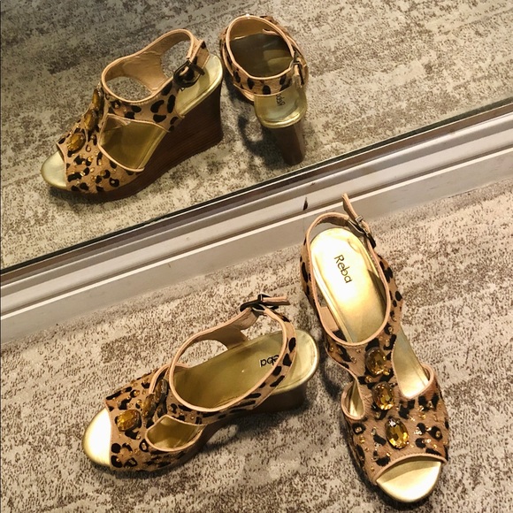 Wedges - Picture 7 of 8